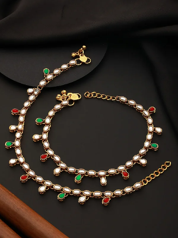 dainty ankle bracelets for women-Set Of 2 Gold Plated Green & Red Kundan Studded Anklets