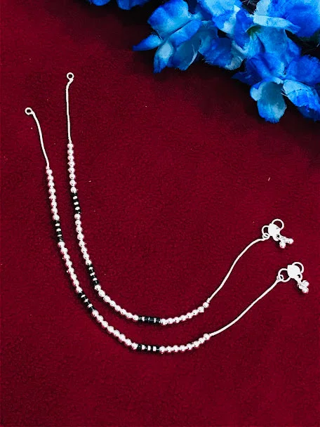 wedding anklets for women-Graceful Silver Color Anklets With Beads Design For Women