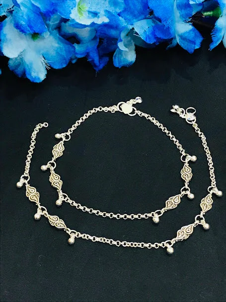 anklet with sea shells for women-Dazzling Alloy Chain Anklet With Beads For Women