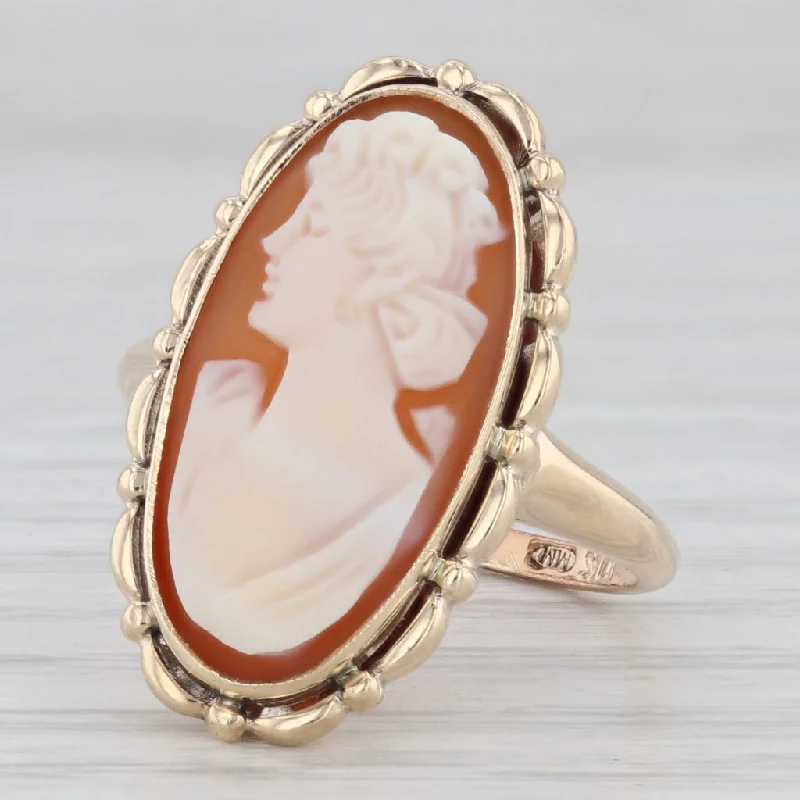 sapphire engagement rings for women-Vintage Carved Oval Shell Cameo Ring 10k Yellow Gold Size 6.5